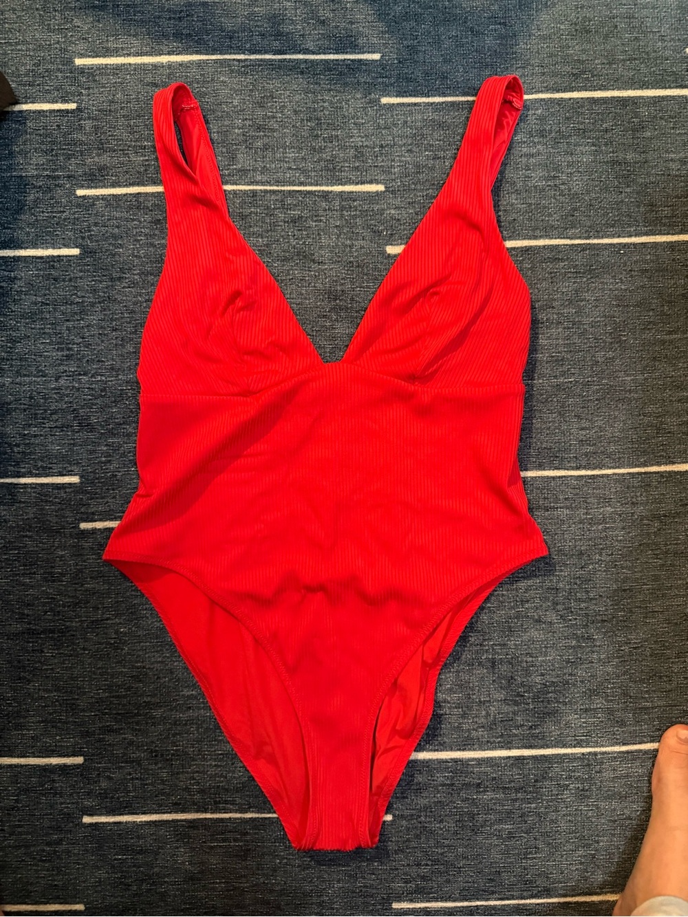 H&M Red Ribbed V-Neck One-Piece Swimsuit – Large